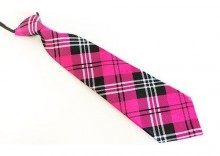 Satynowy damski krawat różowy w kratkę