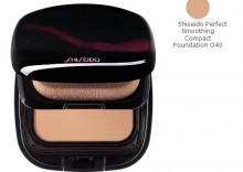 Shiseido The Makeup Perfect Smoothing Compact Foundation SPF 15 O40 Natural Fair Ochre pudrowy podkad matujcy - 10g