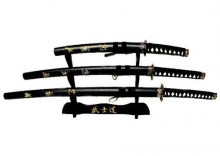 Zestaw 3 mieczy samurajskich z podstawk