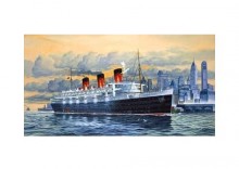 REVELL Queen Mary